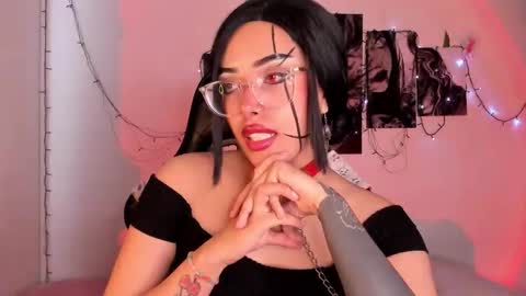 Willow                      Hours 12pm to 630pm Colombian time FRIDAY AND SUNDAY FREE DAYS online show from September 25, 2025, 5:38 pm