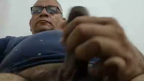 poli online show from April 1, 2026, 2:23 am