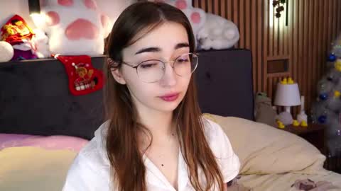 Snapshot of polly_bee chatting on January 16, 2026, 7:34 am Polly online show from January 16, 2026, 7:34 am