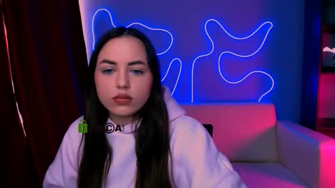 Polly online show from March 24, 2026, 11:15 am