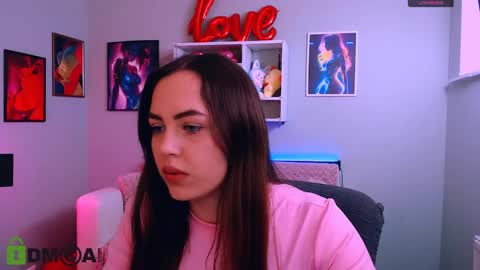 Polly online show from April 1, 2026, 1:01 pm