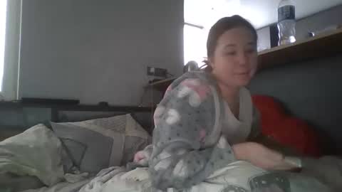 Snapshot of pollyandfill chatting on February 26, 2025, 9:42 am PollyandFill online show from February 26, 2025, 9:42 am