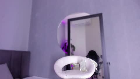 Snapshot of pollybabe_ chatting on February 11, 2025, 10:37 am POLLY online show from February 11, 2025, 10:37 am