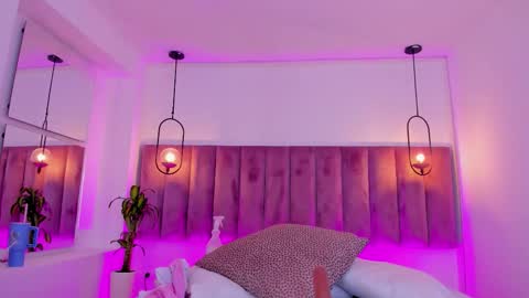 POLLY online show from March 20, 2026, 10:20 am