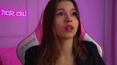 Polly online show from May 24, 2026, 6:13 pm