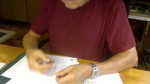 pomme1949 online show from September 24, 2025, 9:34 am