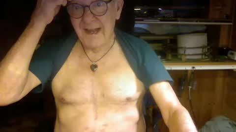 pomme1949 online show from March 2, 2026, 1:40 pm