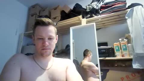 pommesmiteiscreme online show from February 15, 2026, 8:13 am