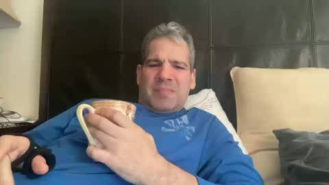 PONCH online show from October 15, 2025, 6:08 pm