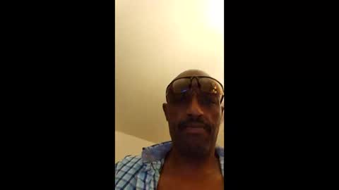 Phil online show from May 31, 2026, 4:42 am