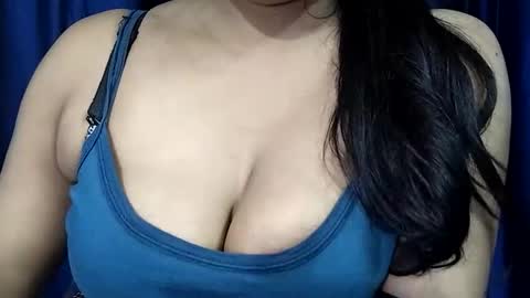 poojalady online show from October 31, 2025, 4:35 am