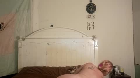 pookie157986 online show from October 14, 2025, 11:11 am