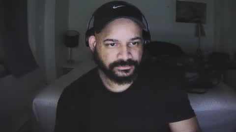 popfizzt online show from October 26, 2025, 4:18 am