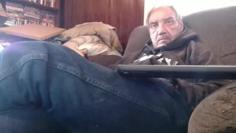 Snapshot of porkingit400 chatting on December 25, 2024, 3:28 pm porkingit400 online show from December 25, 2024, 3:28 pm