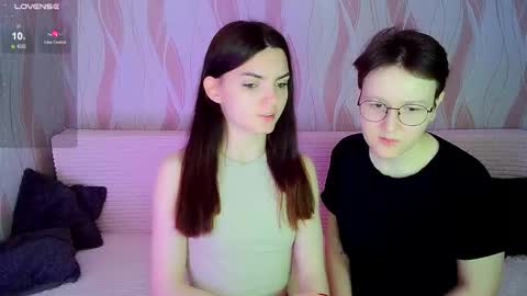 Ana and Tati online show from November 12, 2025, 9:36 pm