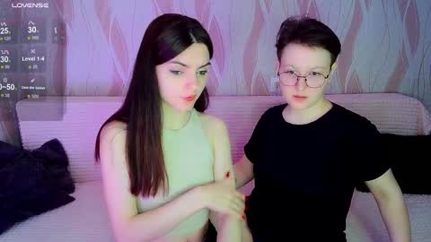 Ana and Tati online show from November 24, 2025, 7:46 pm