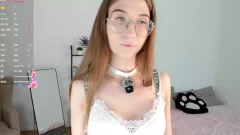 Snapshot of portia_bubbles chatting on July 4, 2026, 8:20 am Elizabeth online show from July 4, 2026, 8:20 am