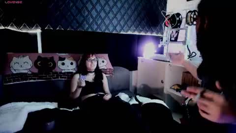 Ravena Rozz online show from July 7, 2026, 6:47 am