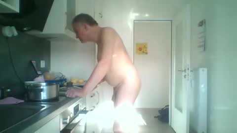 powermen5 online show from April 28, 2026, 4:34 pm