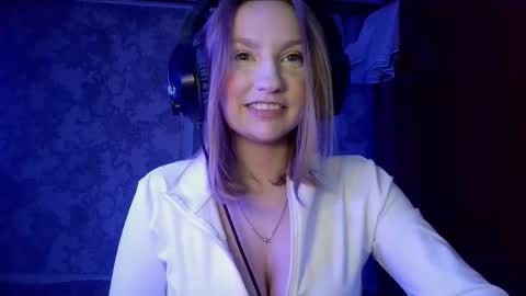 Snapshot of pr_in_cess_ chatting on October 6, 2025, 9:45 pm pr_in_cess_ online show from October 6, 2025, 9:45 pm