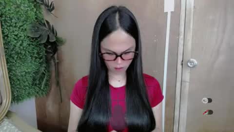 Snapshot of precious_burikatx chatting on July 14, 2026, 10:21 am Cassie online show from July 14, 2026, 10:21 am