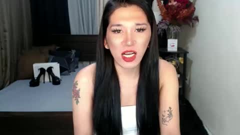 Rosedoll online show from December 5, 2024, 12:19 am