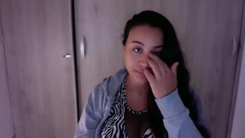 Snapshot of preggo_fantasy chatting on October 24, 2025, 4:42 am preggo_fantasy online show from October 24, 2025, 4:42 am