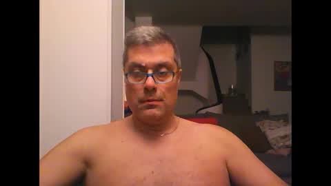 prendimisubito online show from December 4, 2024, 1:25 am