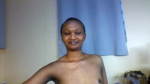 Snapshot of prettie_candy9 chatting on September 17, 2025, 2:41 pm Prettie candy9 online show from September 17, 2025, 2:41 pm