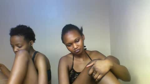 Snapshot of prettie_candy9 chatting on October 2, 2025, 12:50 am Prettie candy9 online show from October 2, 2025, 12:50 am