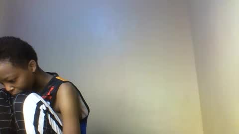 Snapshot of prettie_candy9 chatting on October 3, 2025, 12:13 pm Prettie candy9 online show from October 3, 2025, 12:13 pm
