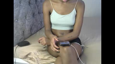 Charming pie online show from December 4, 2024, 12:58 pm