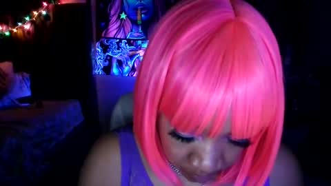 Yasmine pretty online show from March 12, 2025, 3:02 am