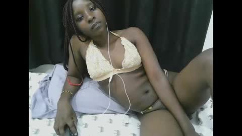 pretty online show from May 16, 2026, 12:07 am