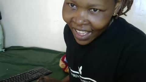 pretty_doreen online show from September 22, 2025, 11:12 am