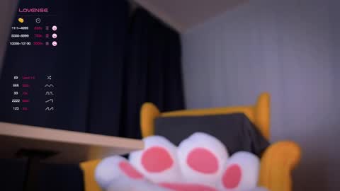 pretty_helga online show from April 1, 2026, 1:41 pm