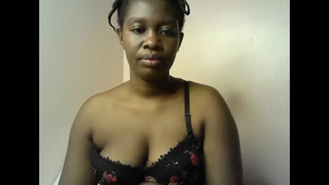 pretty_kylah online show from November 30, 2025, 5:06 pm