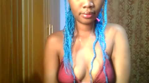 pretty_leilah online show from January 7, 2026, 1:19 am