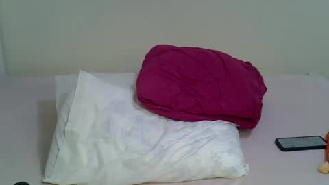 pretty_lida online show from February 8, 2026, 8:01 pm