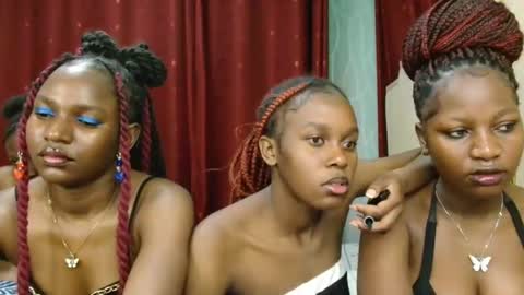 Snapshot of pretty_lioness_ chatting on February 16, 2026, 3:52 pm Pretty online show from February 16, 2026, 3:52 pm