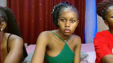 Snapshot of pretty_lioness_ chatting on February 28, 2026, 5:36 pm Pretty online show from February 28, 2026, 5:36 pm