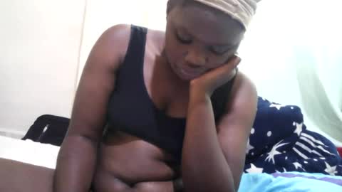 Snapshot of pretty_melan chatting on July 7, 2026, 11:03 am pretty_melan online show from July 7, 2026, 11:03 am