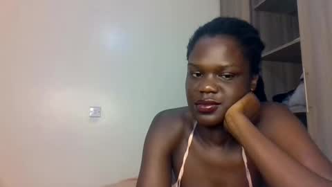 Snapshot of pretty_naya chatting on October 7, 2025, 4:09 am naya online show from October 7, 2025, 4:09 am