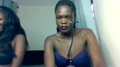 Snapshot of pretty_naya chatting on October 10, 2025, 12:37 pm naya online show from October 10, 2025, 12:37 pm