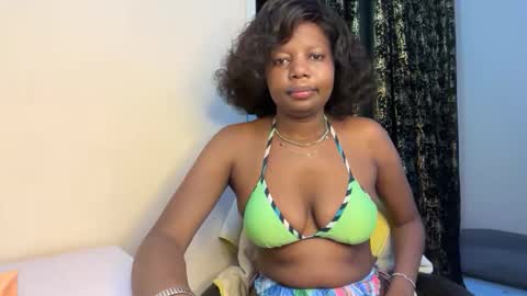Snapshot of pretty_peaches chatting on April 15, 2026, 11:16 pm Pretty peaches online show from April 15, 2026, 11:16 pm