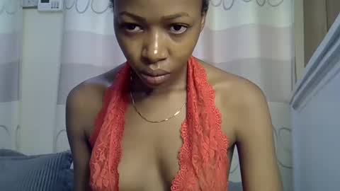 pretty_petite24 online show from January 4, 2025, 6:09 am