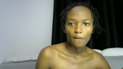 Snapshot of pretty_queennie chatting on June 23, 2026, 6:50 pm Pretty doll online show from June 23, 2026, 6:50 pm