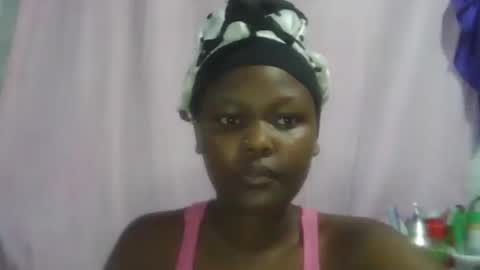 Snapshot of pretty_shanz chatting on November 18, 2025, 2:39 am pretty_shanz online show from November 18, 2025, 2:39 am