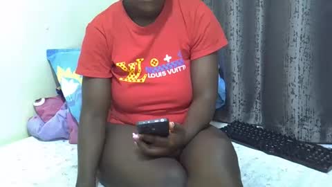 pretty_sheanna online show from November 12, 2025, 8:30 pm