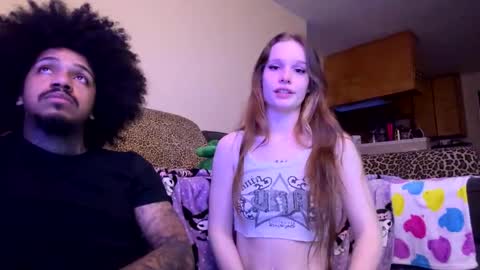 prettyypinkk3 online show from March 18, 2026, 7:44 am